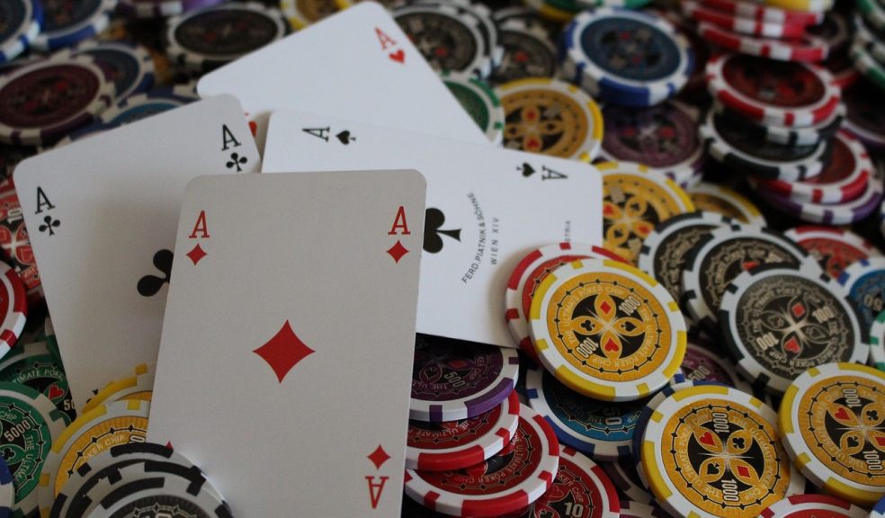 how do online casinos generate random numbers