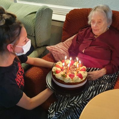 102-year-old Exeter woman beats Covid