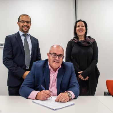 L-R: Stephen Mariadas (SWIOT CEO), Andy Correy (Babcock, Head of Production), Prof Janice Kay (Provost of the University of Exeter)