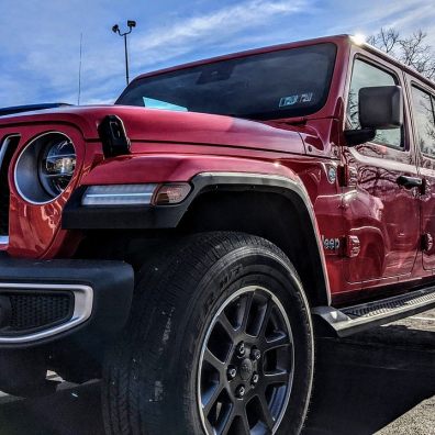 6 must have Jeep Wrangler accessories